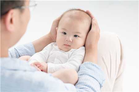 供卵自怀赞延庆坤和，三个月宝宝会掉头发吗